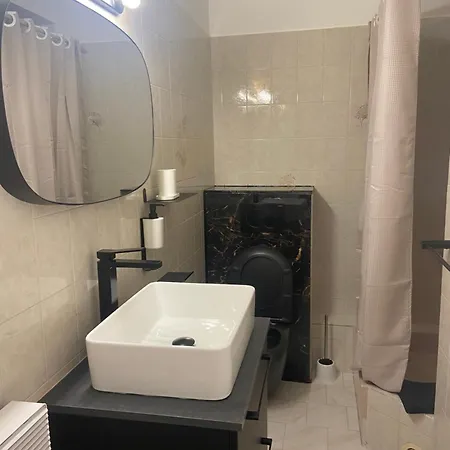 Apartment T2 Marche De Bastia *